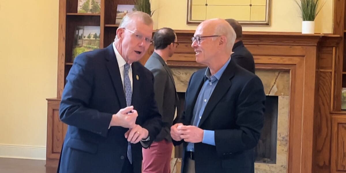 Rep. Ezell hosts roundtable to talk tax provisions with Coast business owners