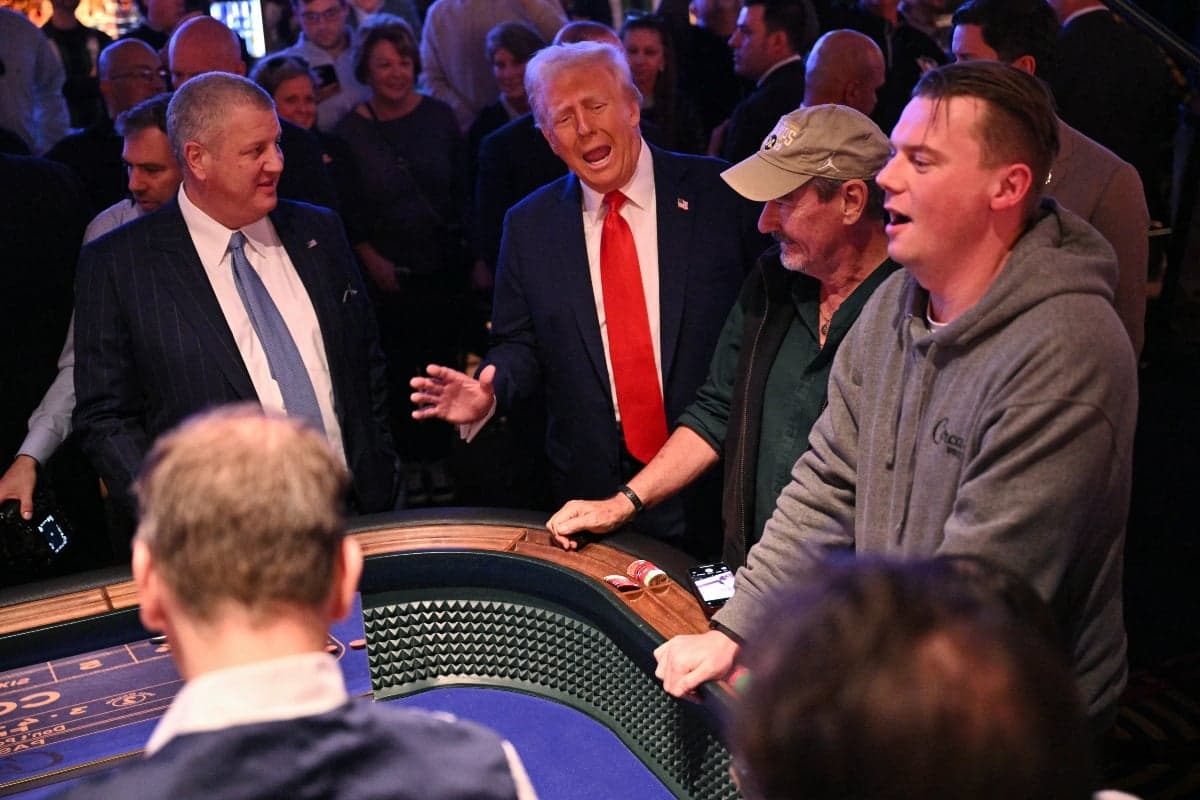 Trump Pitches “No Tax on Tips” in Vegas as Gamblers Query Deductions
