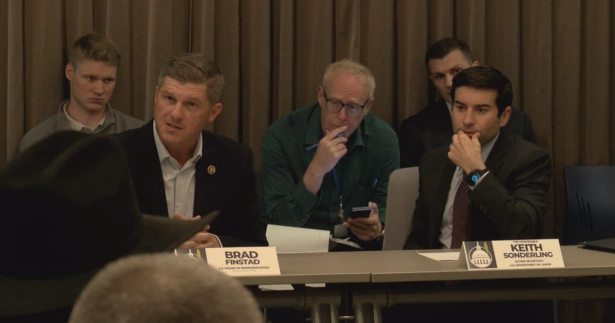 Rep. Brad Finstad holds roundtable discussion with local business leaders