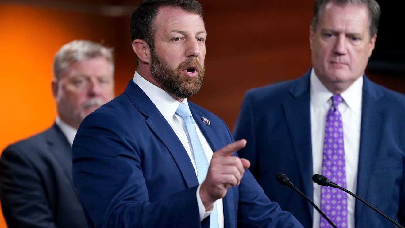 Trump names Sen. Markwayne Mullin as new DHS secretary, replacing Kristi Noem