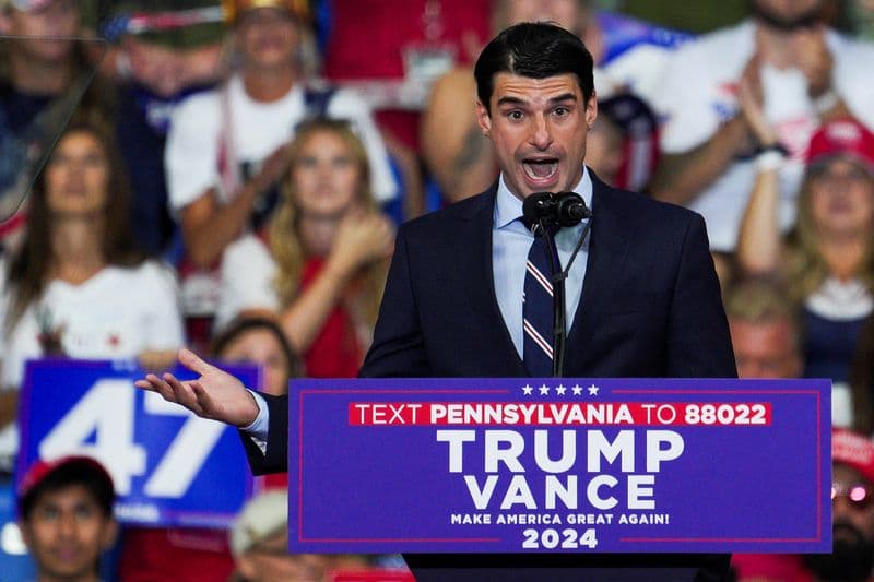 Republicans risk moderates, US House majority, with no healthcare extension
