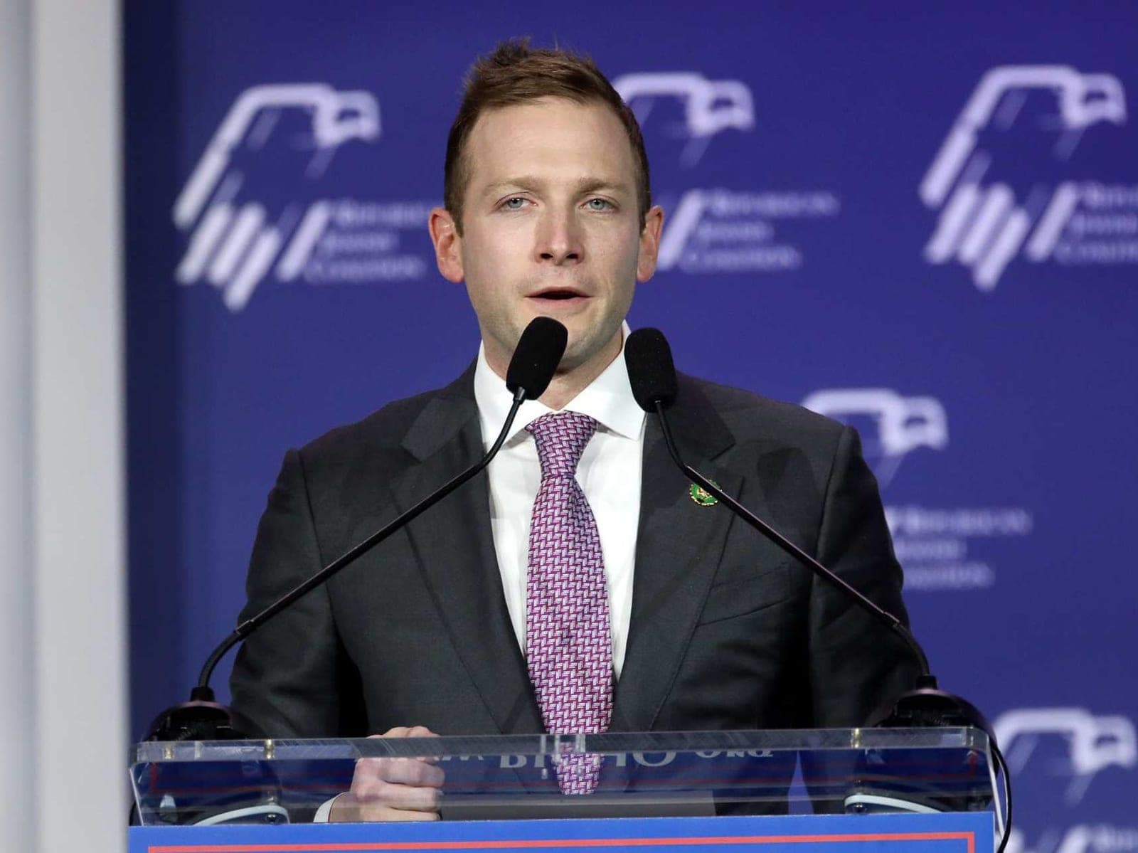 Defiant Republican spills on private clash with Trump amid GOP calls to step aside