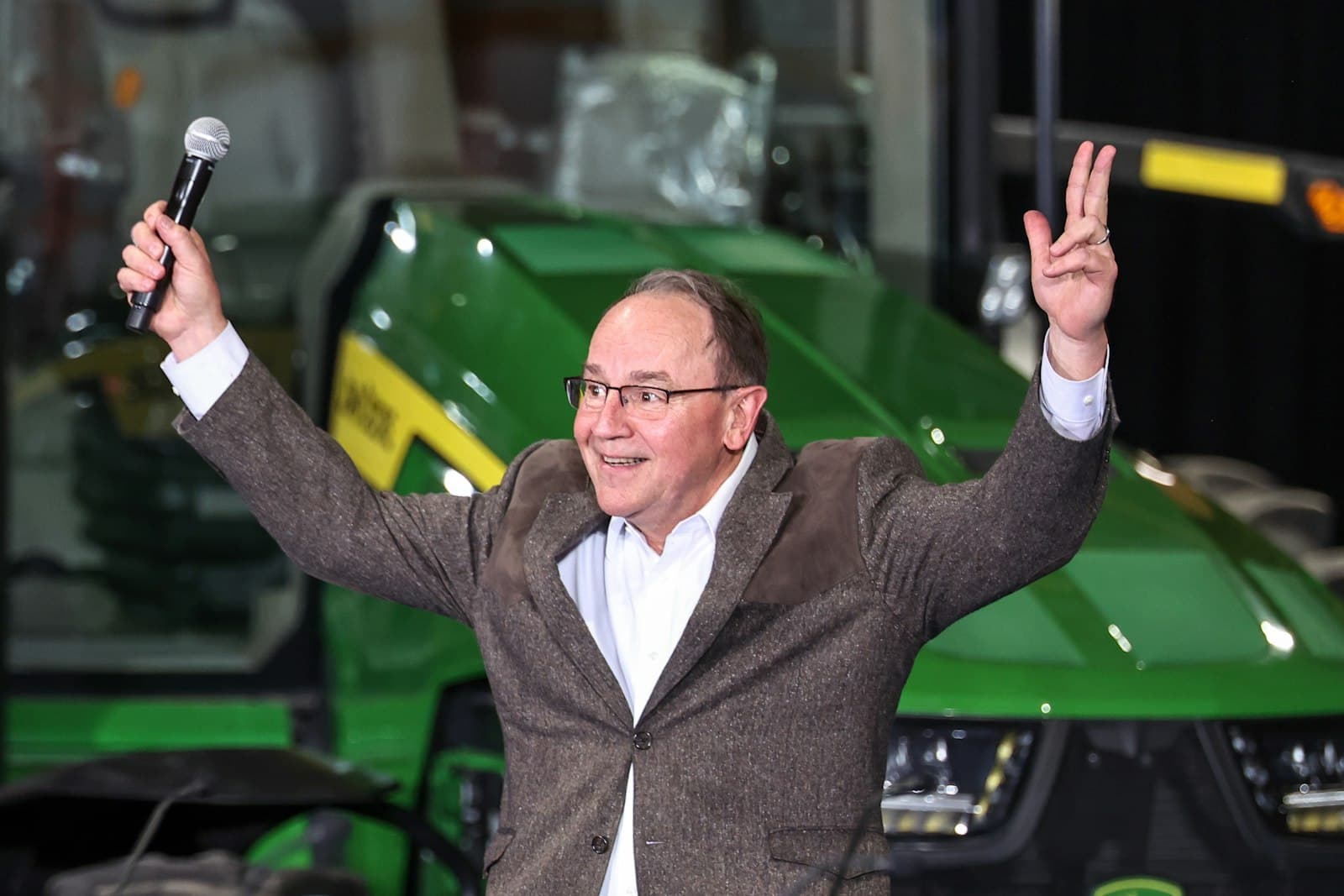 The Three Billionaires Trying to Buy Wisconsin’s Governor’s Race