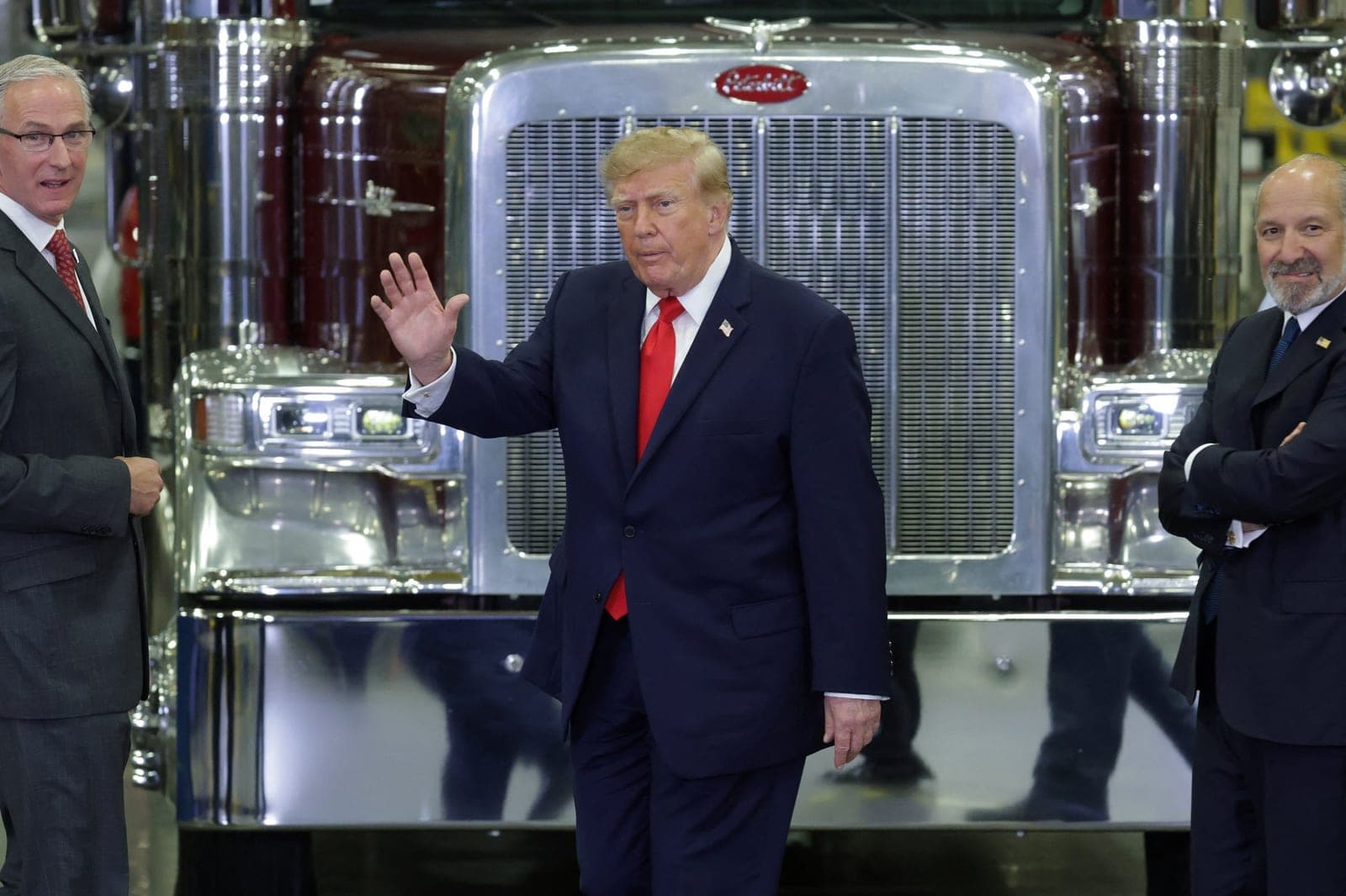 Trump trucks to Texas to tout 'pain in the a--' Ken Paxton, economic wins