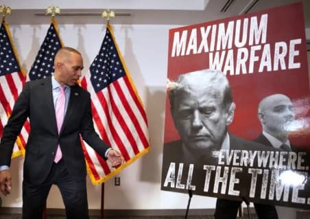 'Get lost': Hakeem Jeffries knows he won't be charged for 'inciting violence' against president – World Tribune: U.S. Politics and Culture, Geostrategy, China, North Korea, Corporate Watch, Media Watch