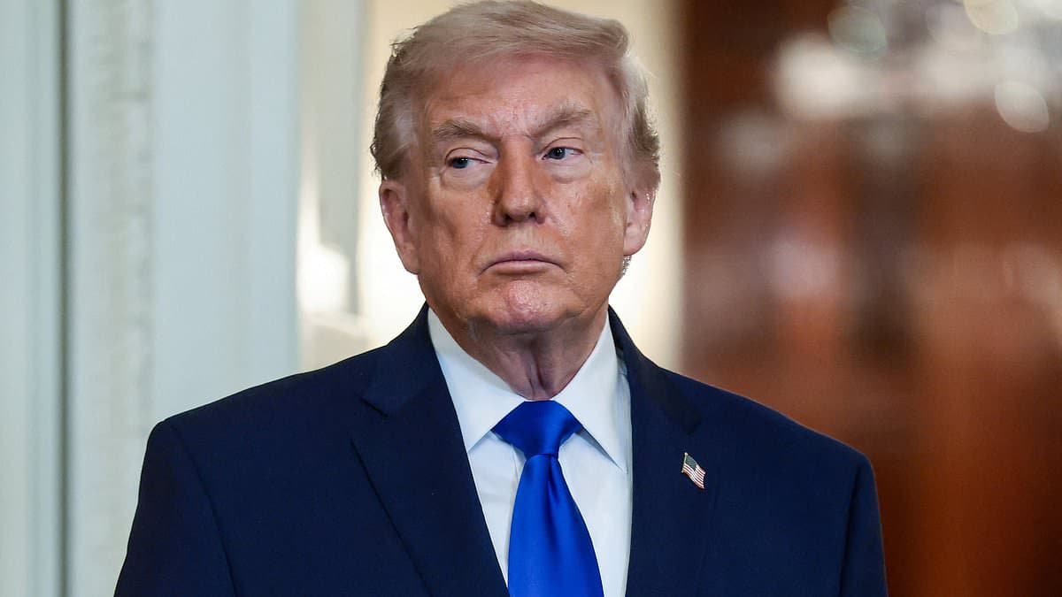 Trump urged to declare national emergency to take power over midterm elections as president pushes for voter ID bill
