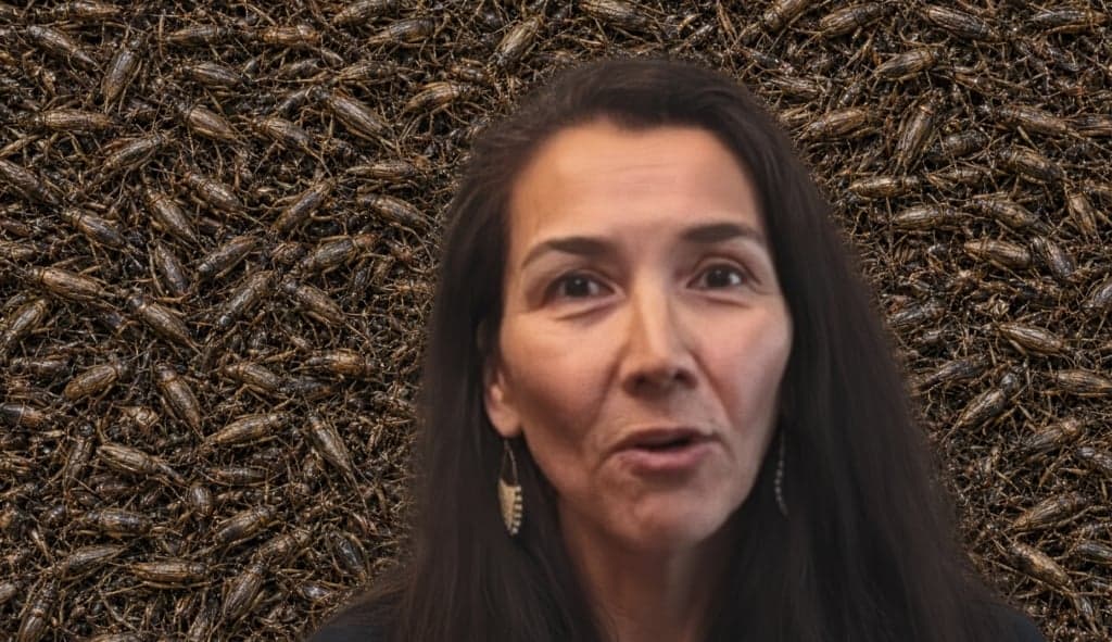 Alaska Senate Candidate Made Aides Feed Live Bugs to Lizard