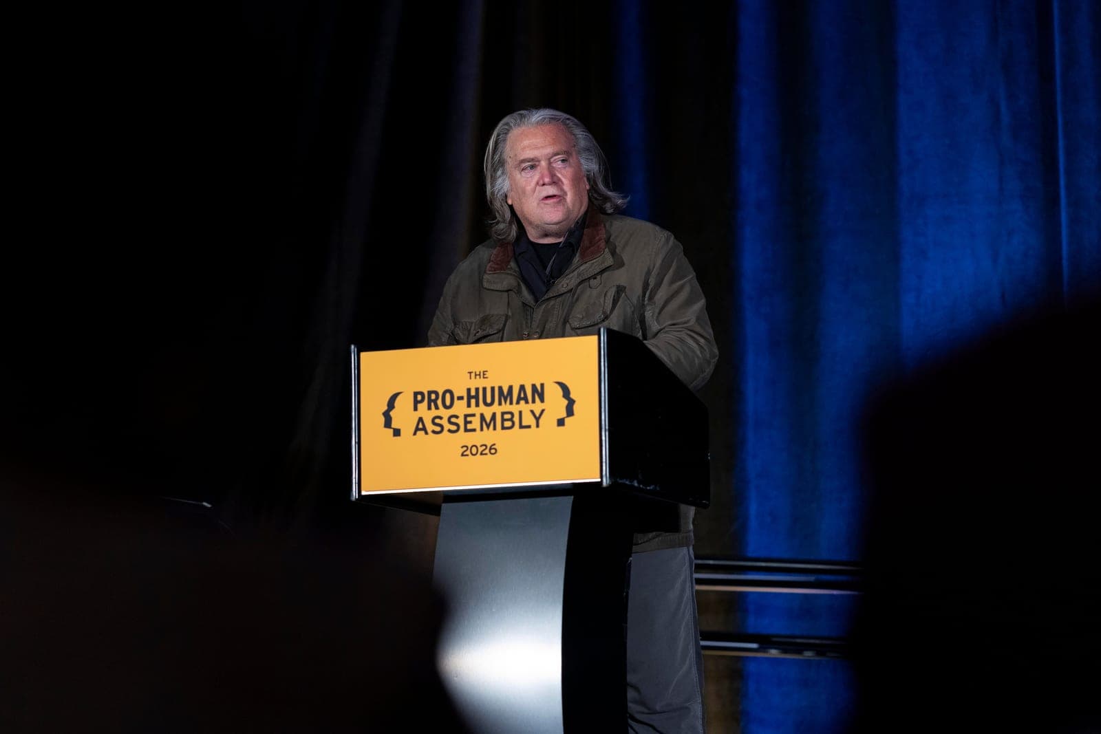 In Washington, unlikely bedfellows like Bernie Sanders and Steve Bannon talk about making AI "humans first"