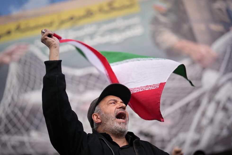 Newly created Polymarket accounts bet big on US-Iran ceasefire in hours before Trump's announcement