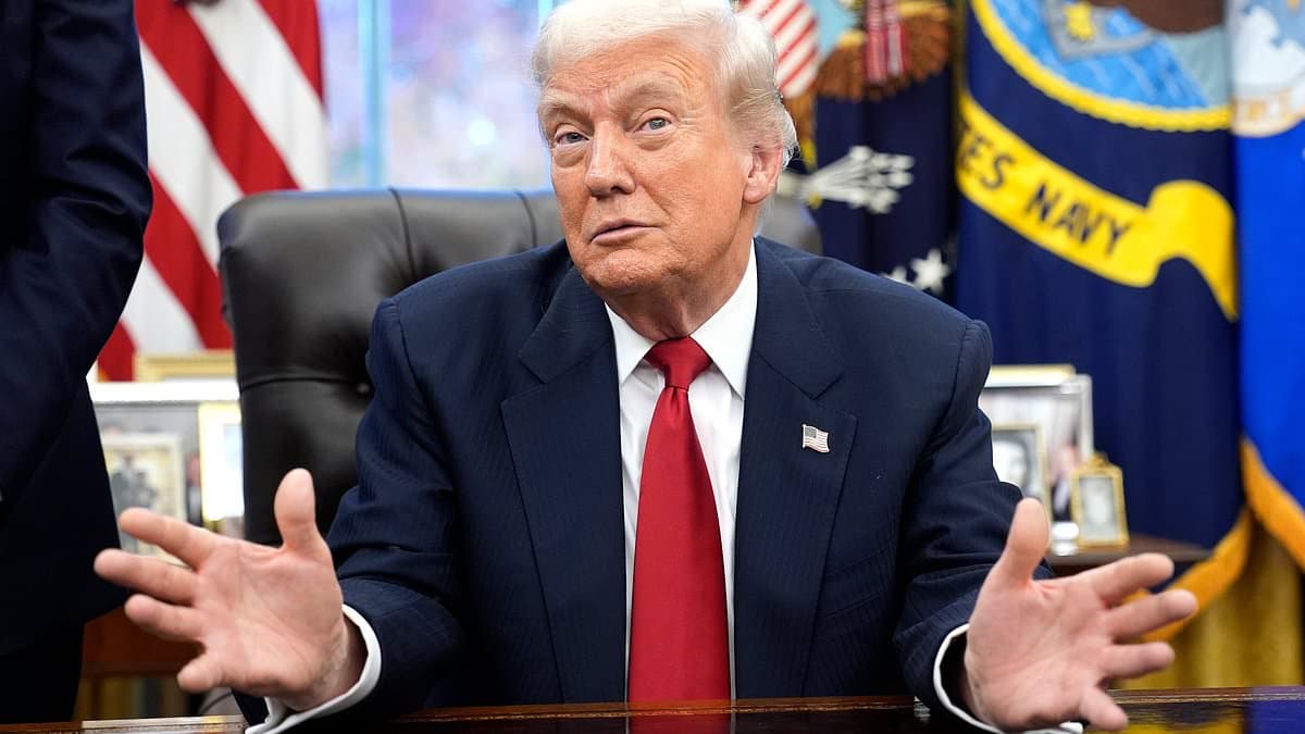 Trump delivers savage parting shot to 'lowlifes' MTG and Thomas Massie