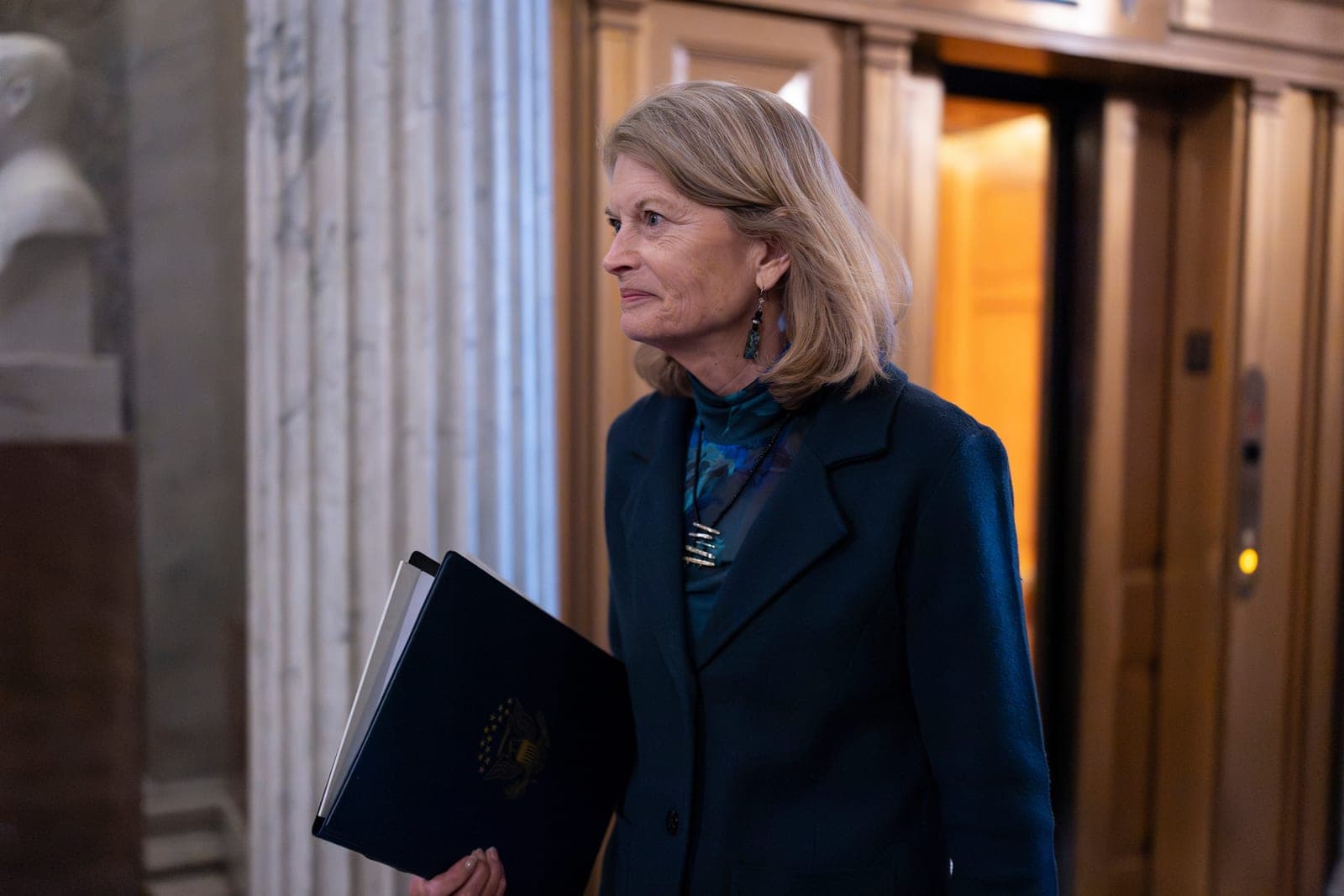 Opinion: Congress is letting war powers slip away, one strike at a time