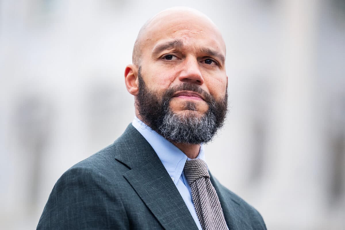 Robert White wins Democratic primary for DC delegate