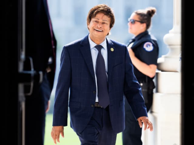 Shri Thanedar Falls to Socialist, Cutting Samosa Caucus to Four