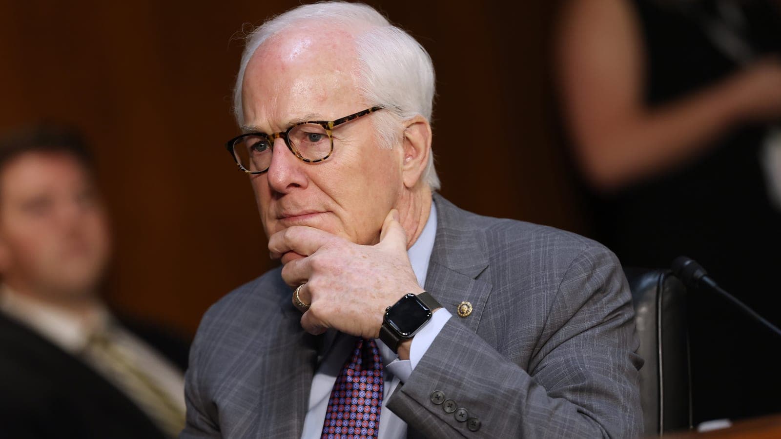 Key Republican Aide Defects to Democrats