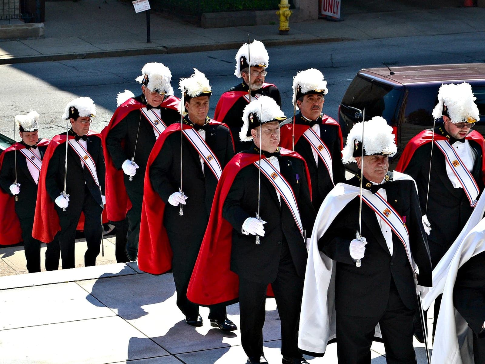 Knights of Columbus affirms ‘solidarity’ with Pope Leo XIV as Trump escalates criticism