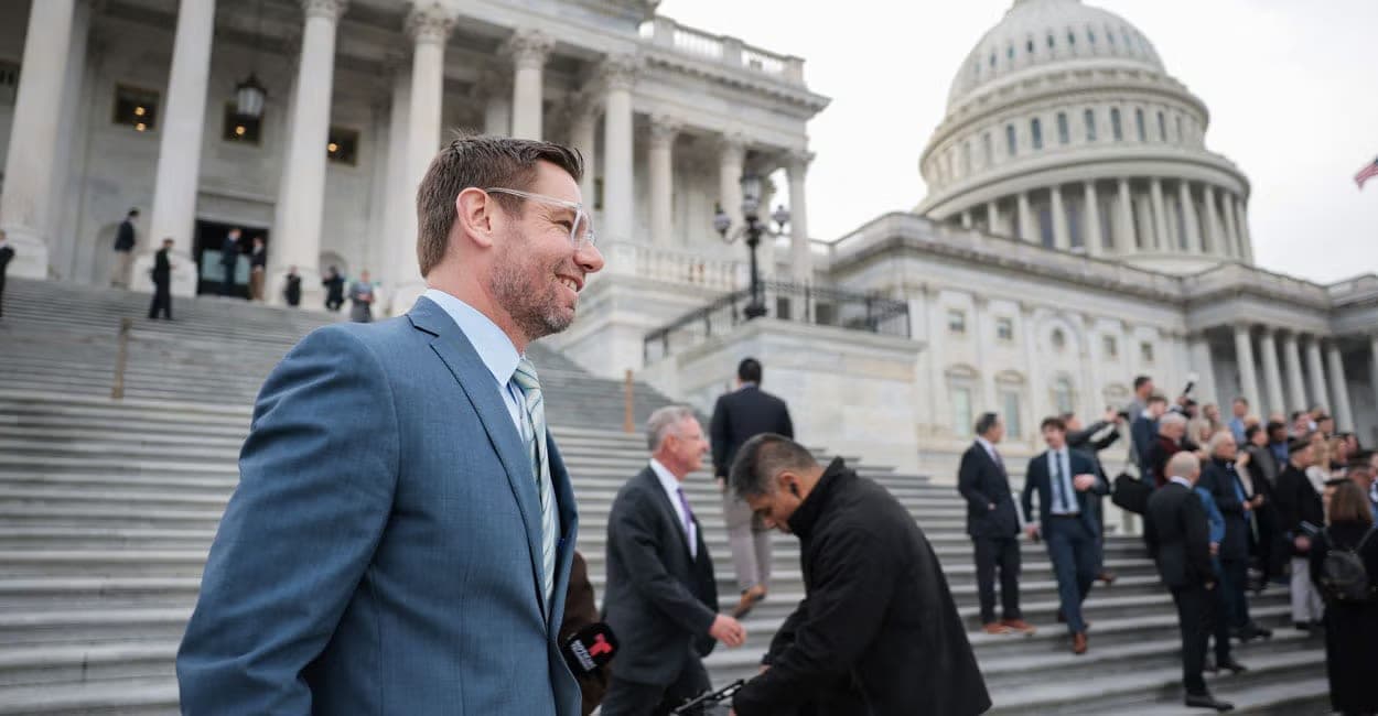 Swalwell to Resign From Congress, Maintains His Innocence