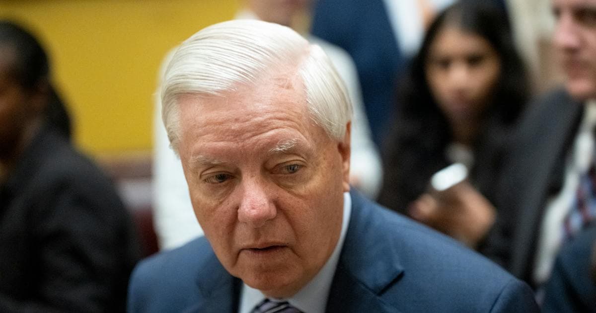 Lindsey Graham Is as Confused About Trump's Iran Deal as Rest of Us