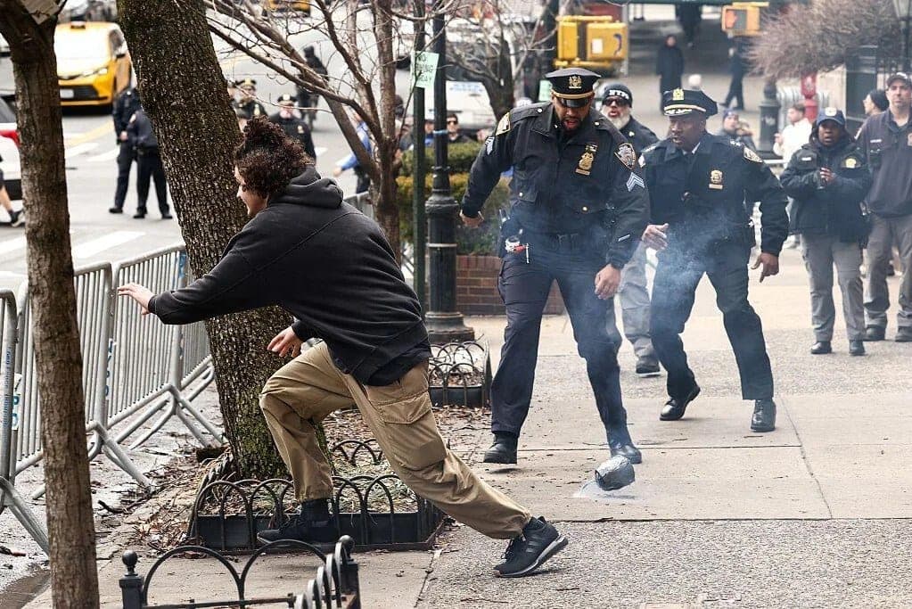 NYPD says improvised explosive device was deployed at anti-Islam protest