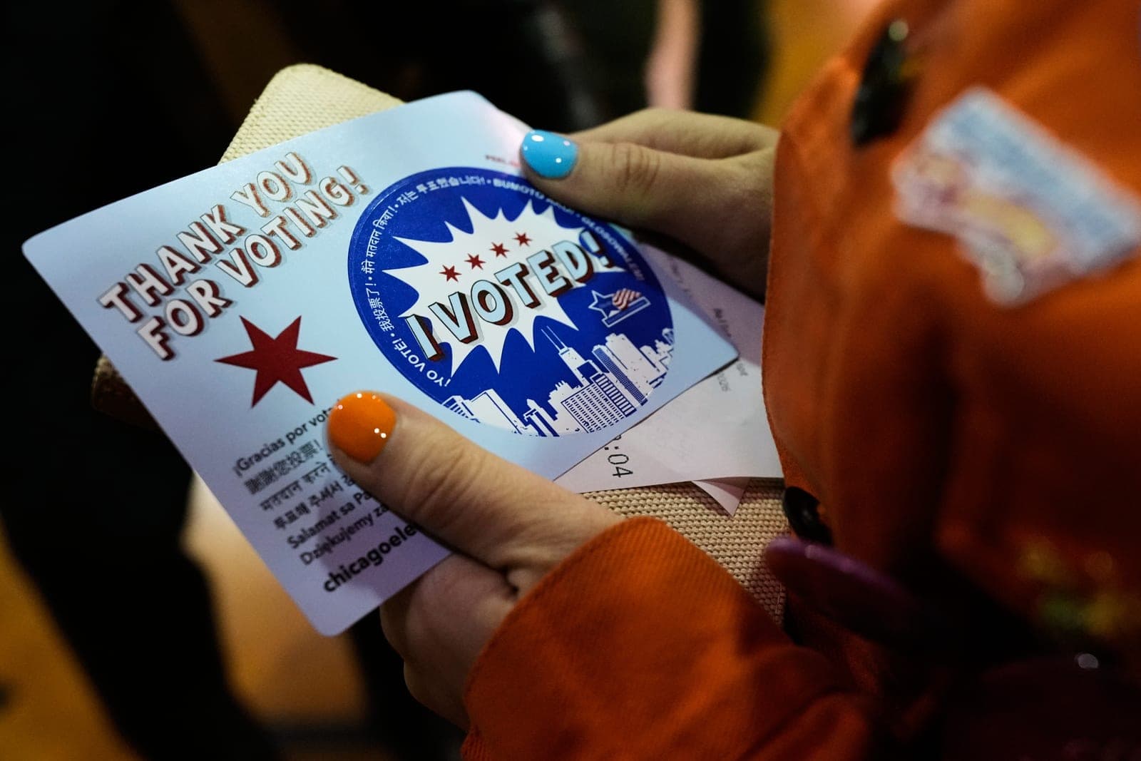 Illinois voters pick a new generation of Democrats after near-record retirements