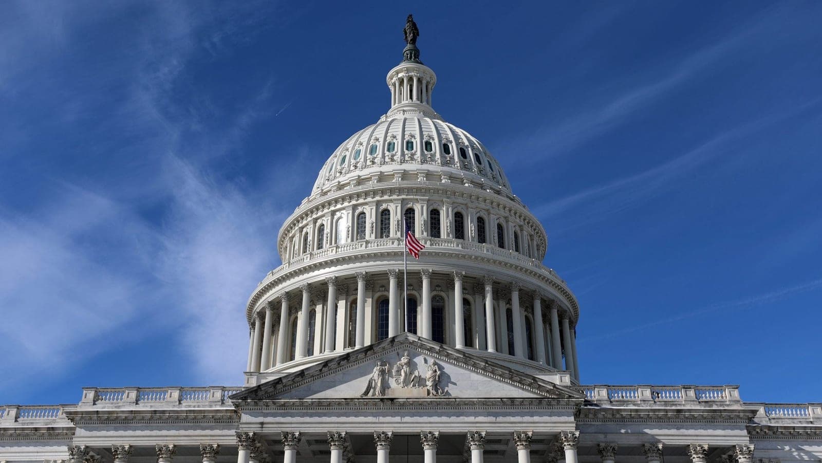 Sen. Todd Young backs congressional stock trading ban - Indianapolis News | Indiana Weather | Indiana Traffic | WISH-TV