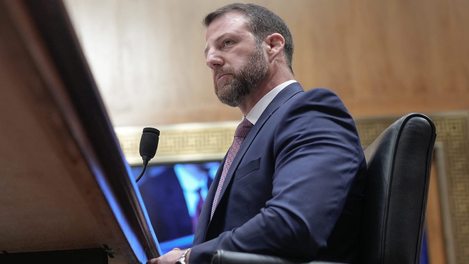 Senate confirms Markwayne Mullin to be DHS secretary