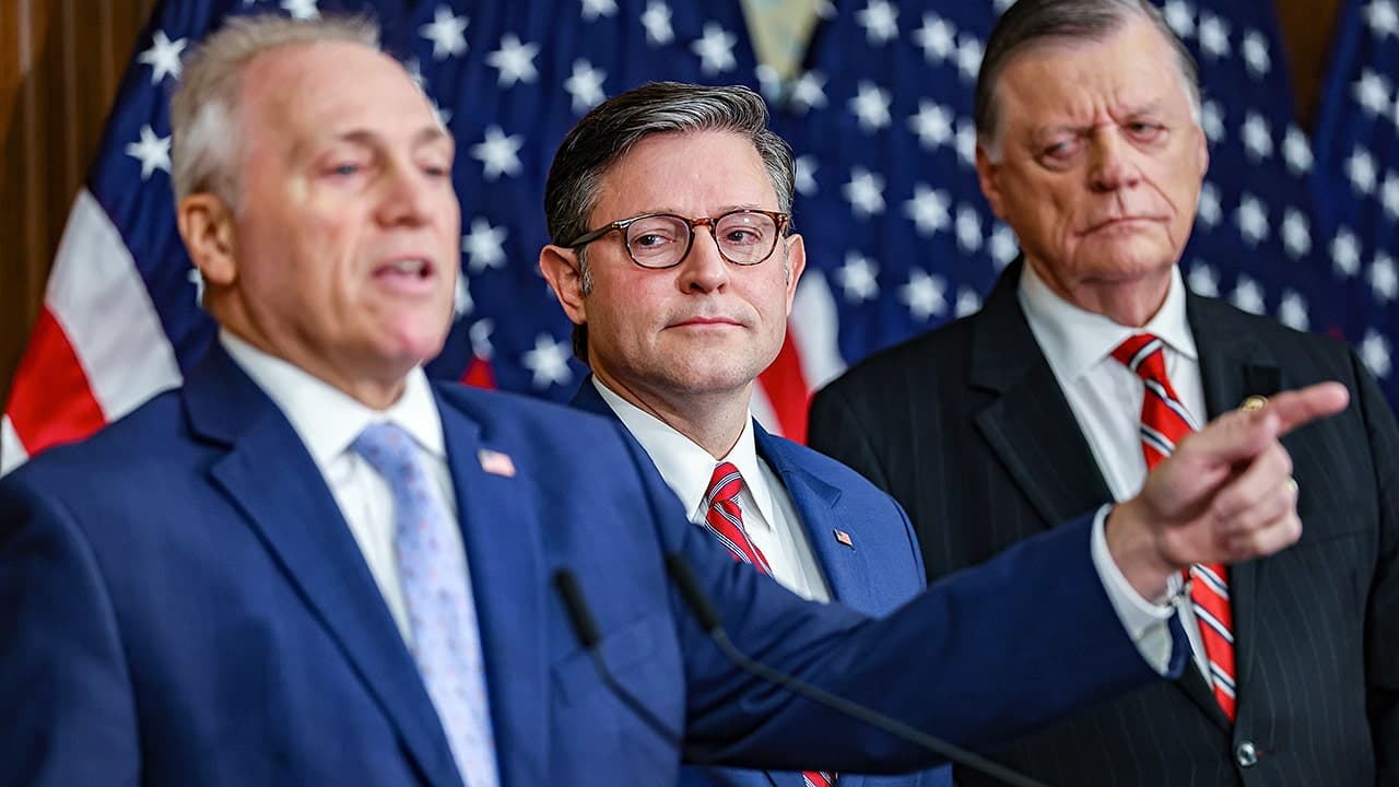 House passes budget blueprint to fund ICE and CBP via reconciliation