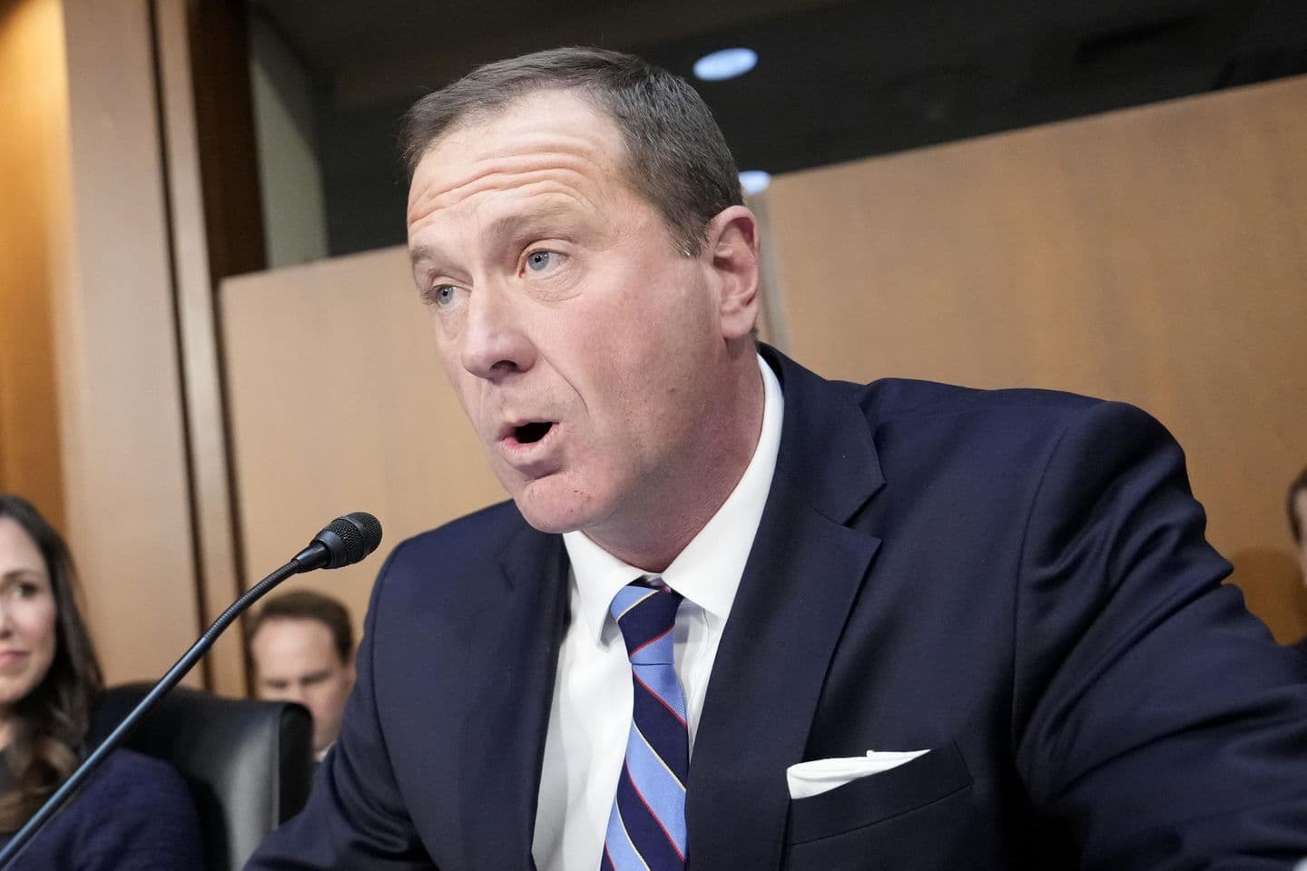 Senators suspicious of AI companies' motivations in begging to be regulated