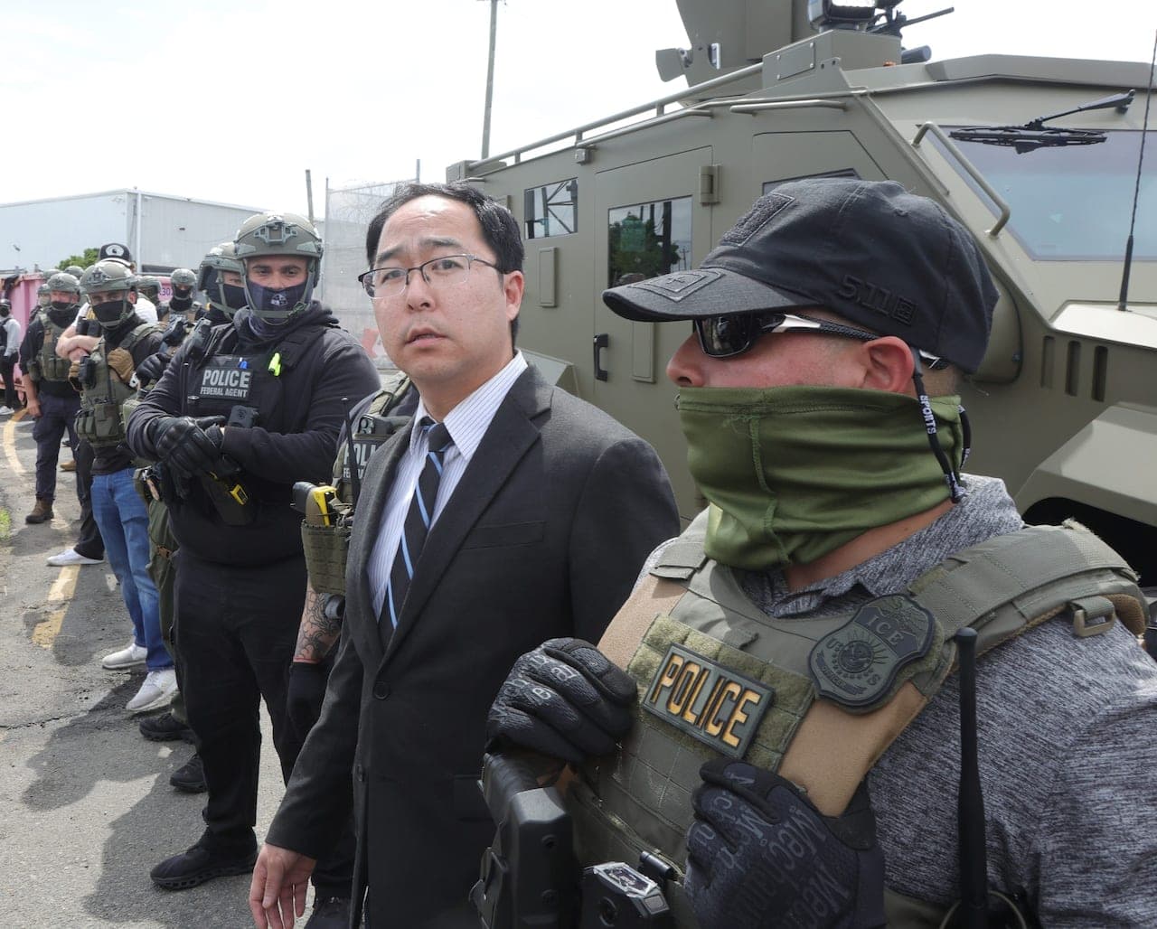 Sen. Kim returned to the ICE facility where he was pepper-sprayed — and found a detainee in agony