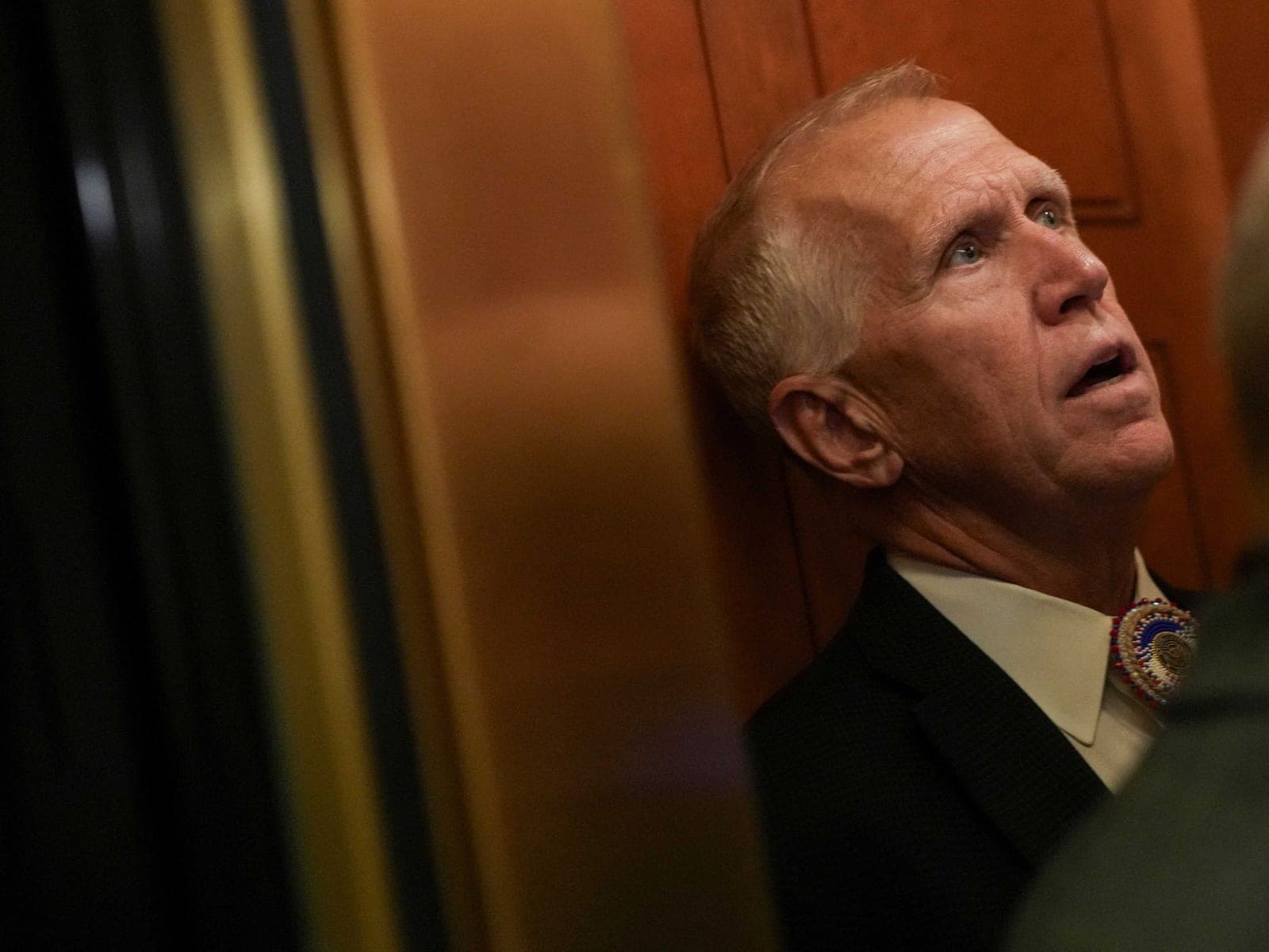 "Are you kidding me?" Ex-GOP operative rips senator's anti-MAGA book after caving to Trump