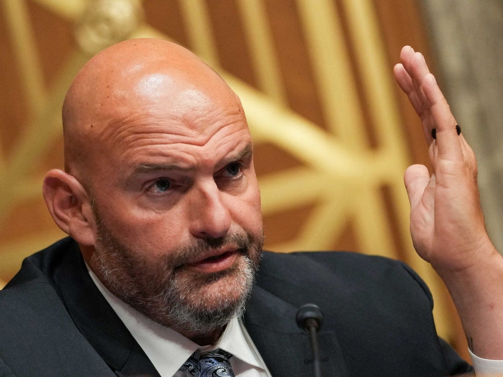 Shockwaves in DC as anonymous account teases more Fetterman dirt: 'Tip of the iceberg'
