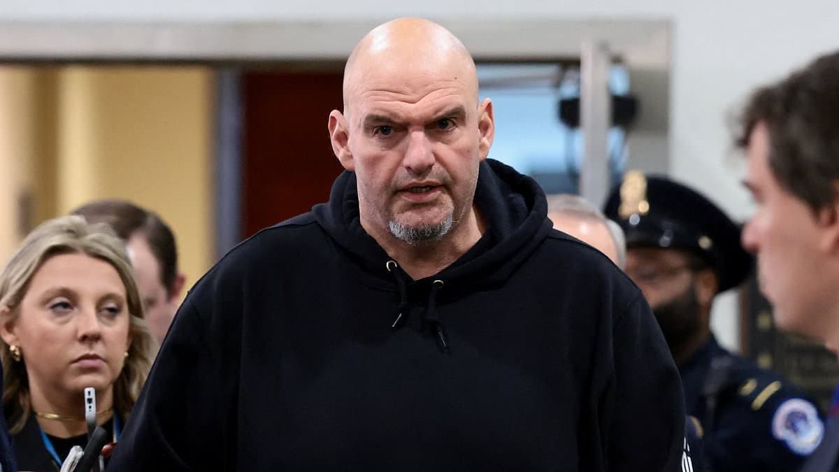 Fetterman demands Trump FIRE Noem as Democrats' biggest ICE supporter turns: 'She's trashing your legacy'