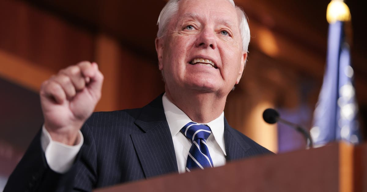 US Senator Lindsey Graham dies at 71 after 'brief and sudden illness,' his office says