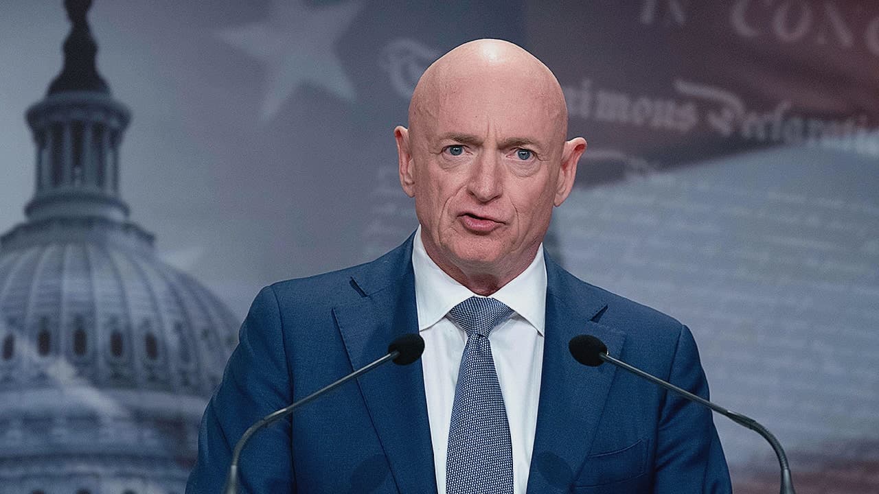 Mark Kelly weighs 2028 White House bid after Trump legal battle