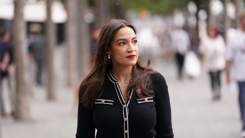 The clues of a possible future run inside Alexandria Ocasio-Cortez's tour of New York State