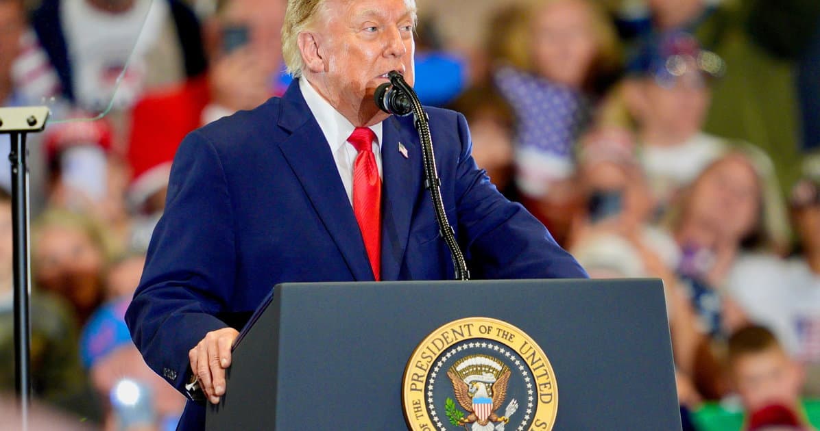 Tr*mp is in huge trouble as Senator blows the whistle on withheld, "secret" Epstein banker interview