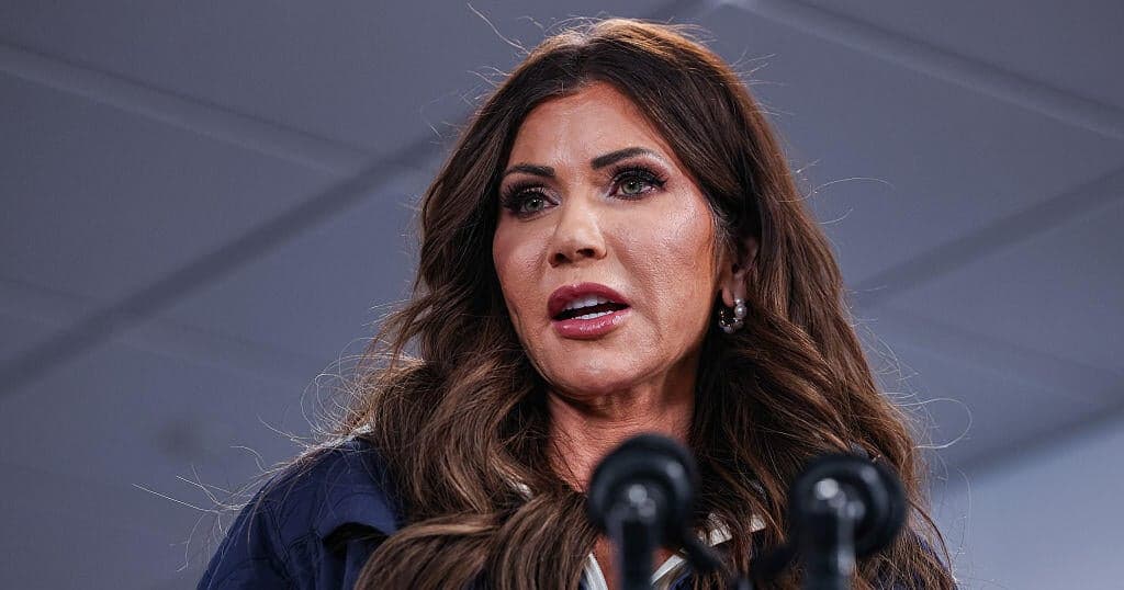 Jeffries says House Democrats will move to impeach Noem if Trump doesn't fire her