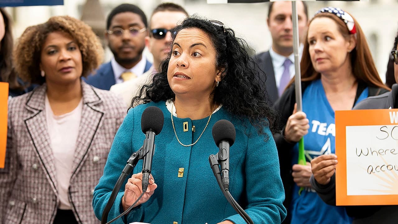 Ballot box shocker: Progressive upsets favorite in Dem congressional primary