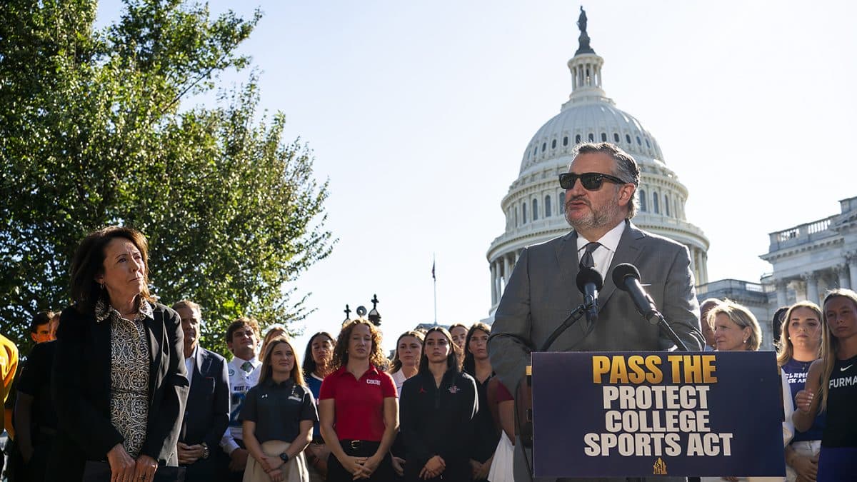 Senate passes 'Protect College Sports Act' with sweeping bipartisan vote