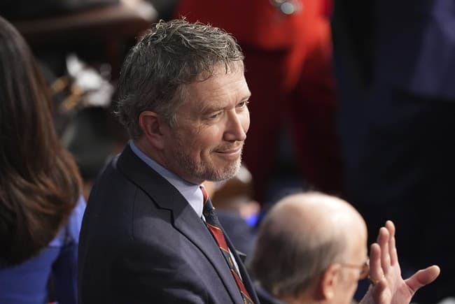 Thomas Massie Sends Out Flat-Out False Campaign Text