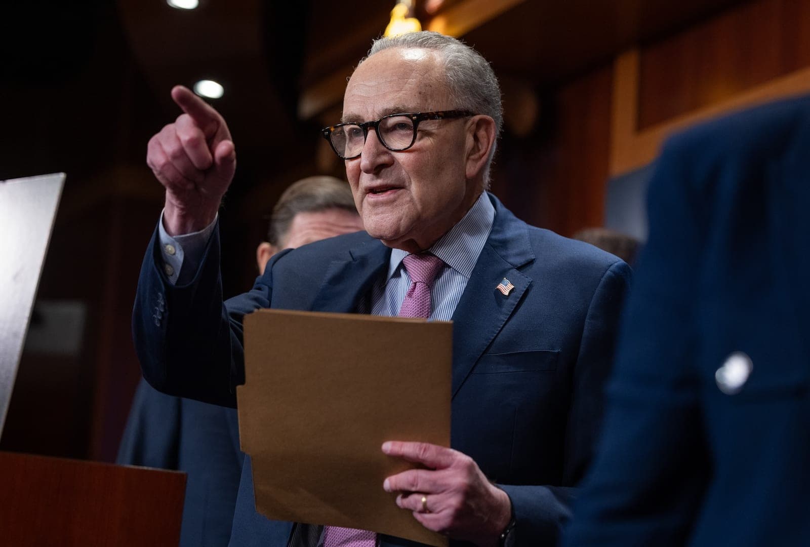 "Disregard of the law": Schumer asks Senate to pursue legal action against DOJ over Epstein files