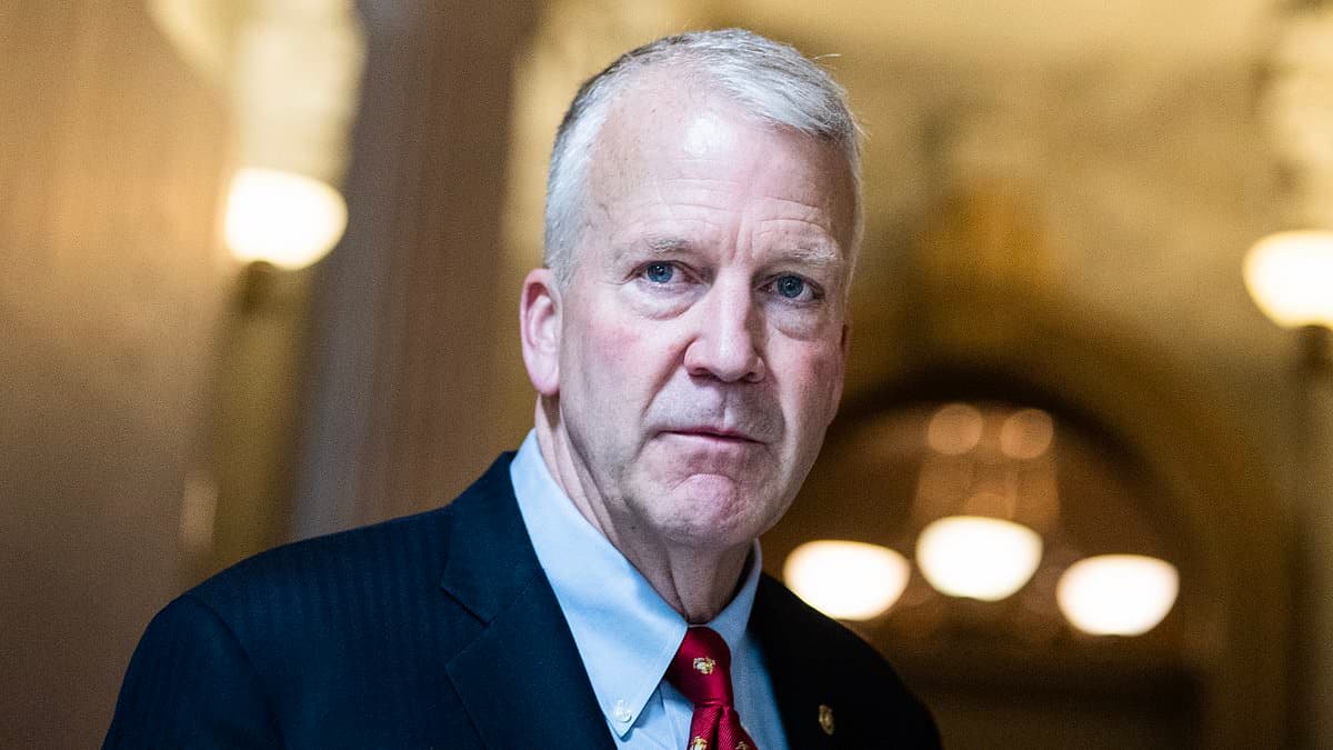 Dan Sullivan crushes 'imposter' Dan Sullivan in Alaska's weirdest primary