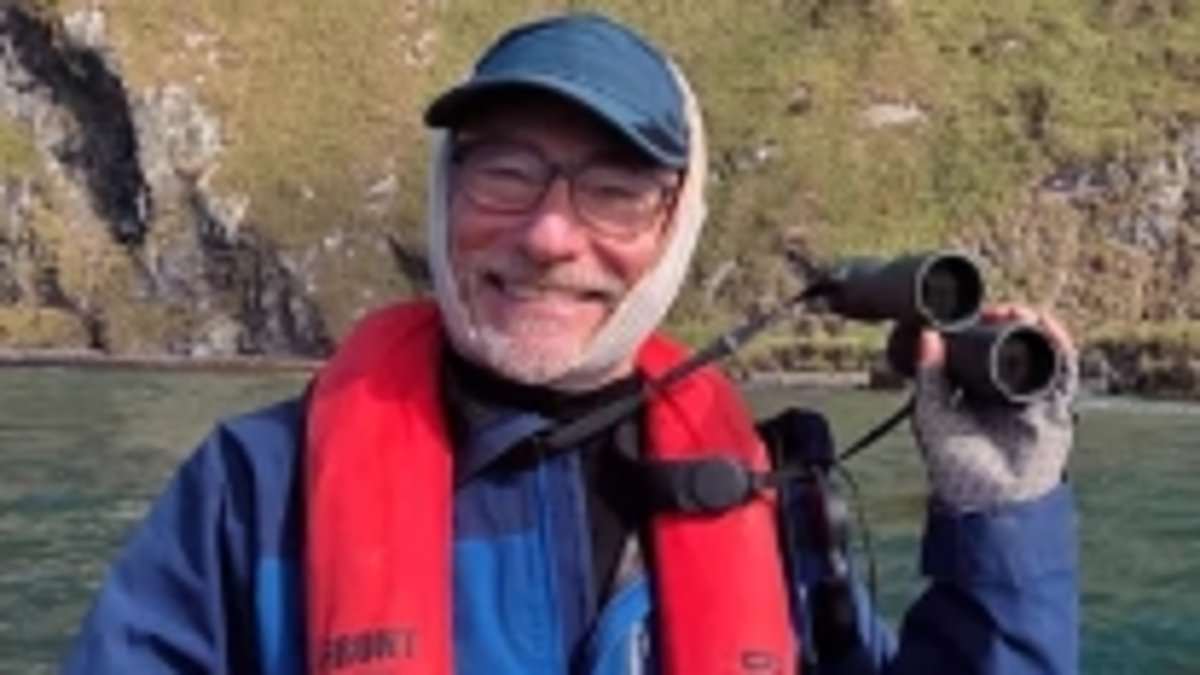 American doctor reveals hell aboard rat virus ship as top lawmaker calls for him and 17 other US citizens on board to be flown home immediately