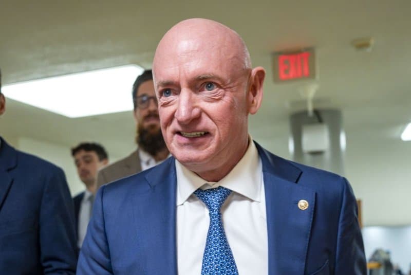 Defense Department to reduce Sen. Mark Kelly's retirement pay over criticism