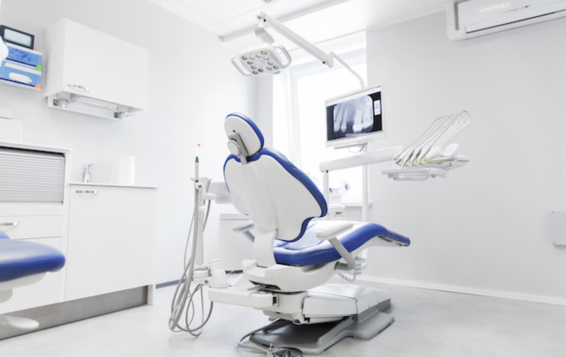 Sanders, Welch announce new dental clinic and training partnership