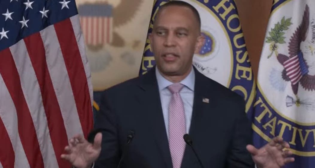 Hakeem Jeffries Rips Mike Johnson For Not Condemning Trump's Call To Execute Democrats