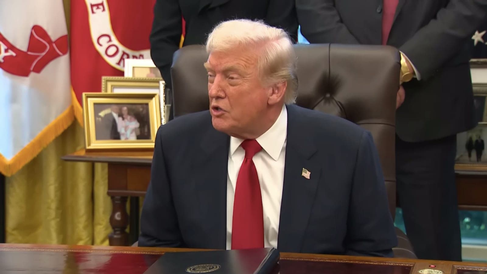 'Panicked' Trump Humiliated After Failing To Halt Epstein Vote