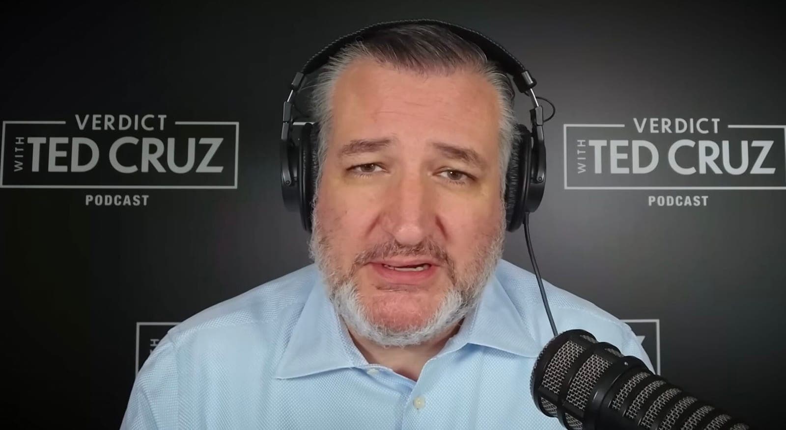 Ted Cruz Blasts Trump's $300B for 'Lunatic' Iranian Regime