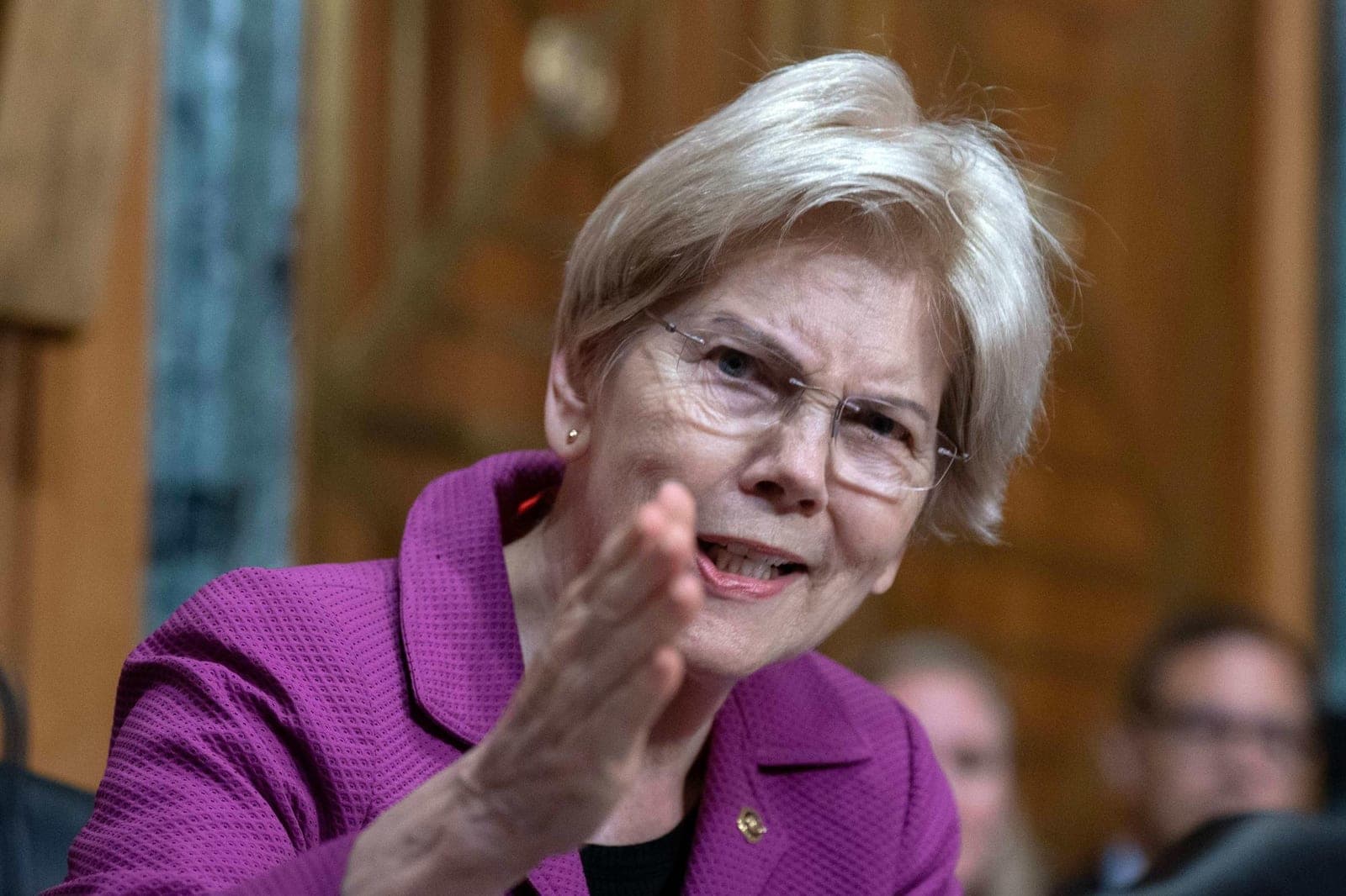 Battenfeld: Phony Elizabeth Warren takes another politically expedient turn
