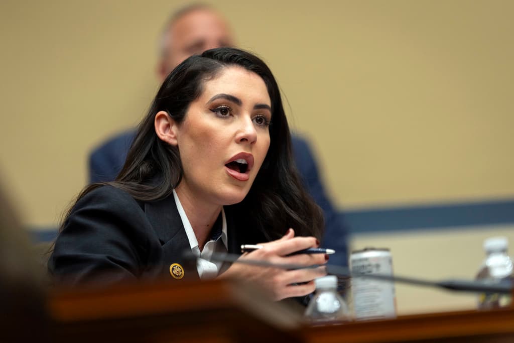 Anna Paulina Luna criticizes House failure to censure Stacey Plaskett: 'The swamp protects itself'