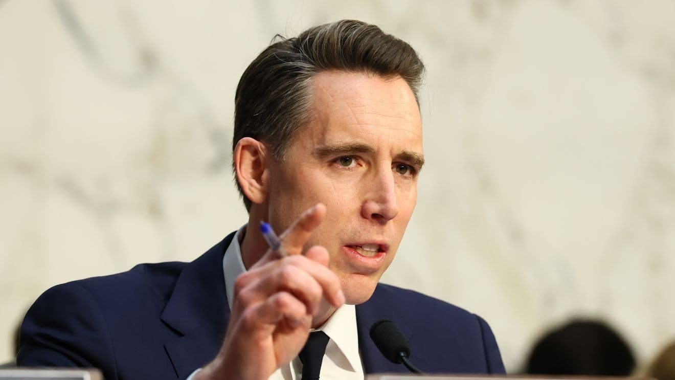 Sen. Josh Hawley dismisses 2028 presidential run speculation: 'I have no intention'